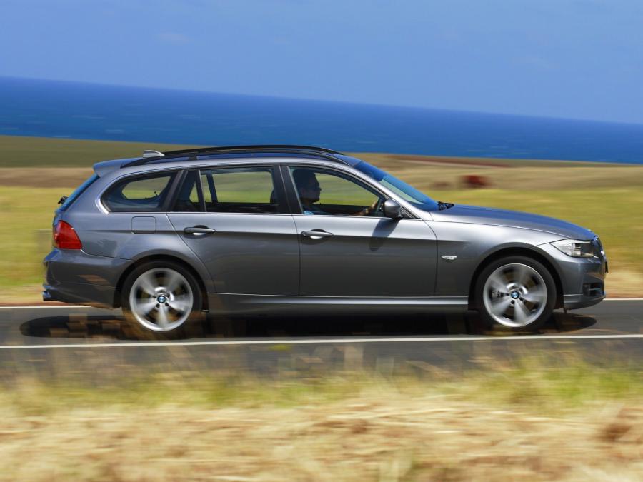  BMW 335i Touring 2008 года  (AU) (фото 2 из 16)